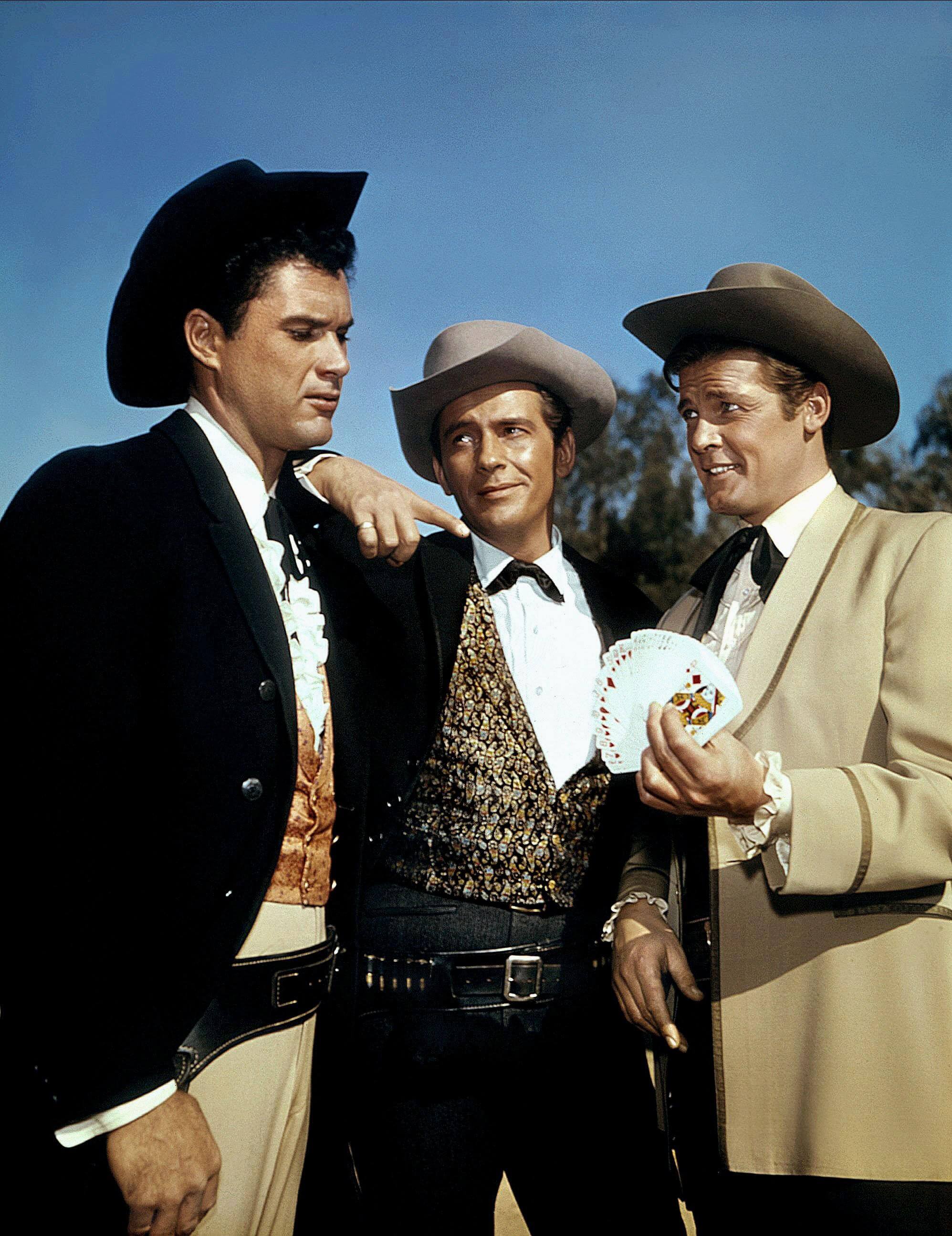 Jack Kelly, Robert Colbert and Roger in Maverick (1960). Allstar Picture Library Ltd / Alamy Stock Photo.